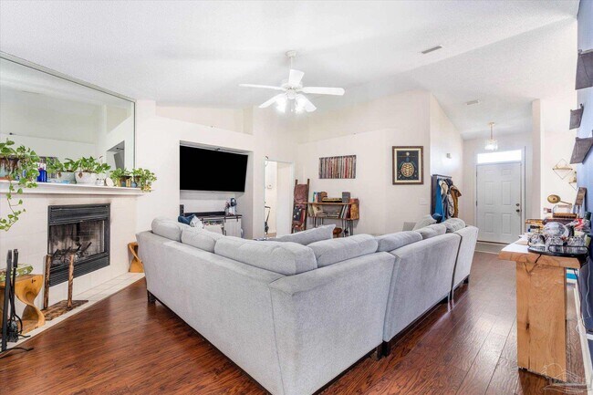 Building Photo - 1145 Freeboard Blvd