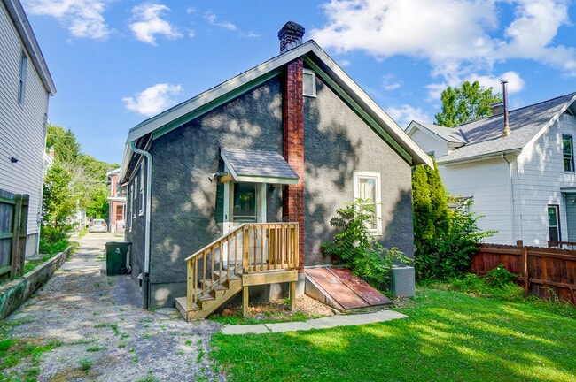 Foto del edificio - 3618 Herschel Ave