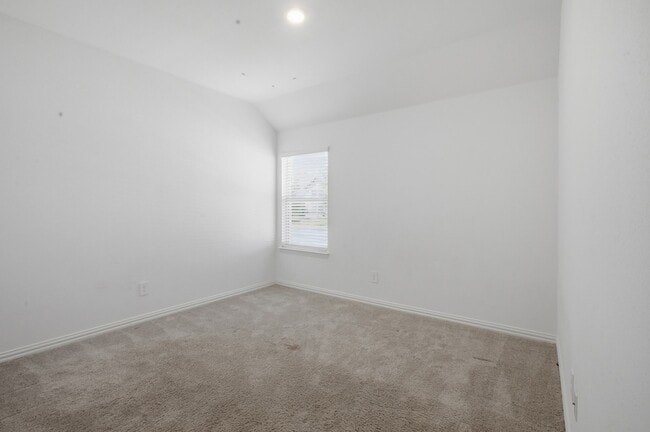 Foto del edificio - 700 Pistachio Pkwy