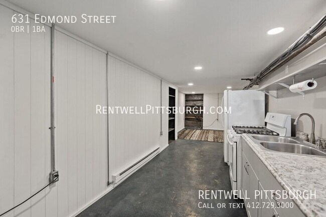 Building Photo - 631 Edmond St