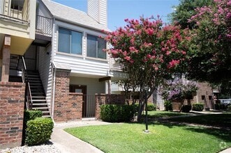Building Photo - 3121 Sondra Dr