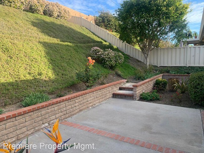 Foto del edificio - 3540 Sky Haven Ln