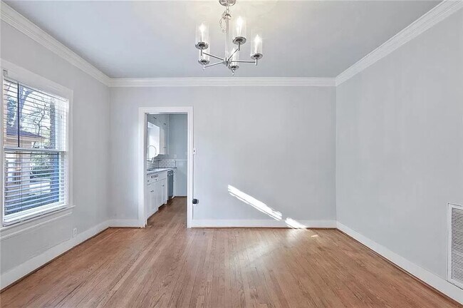 Dining Room - 5609 Goodwin Ave