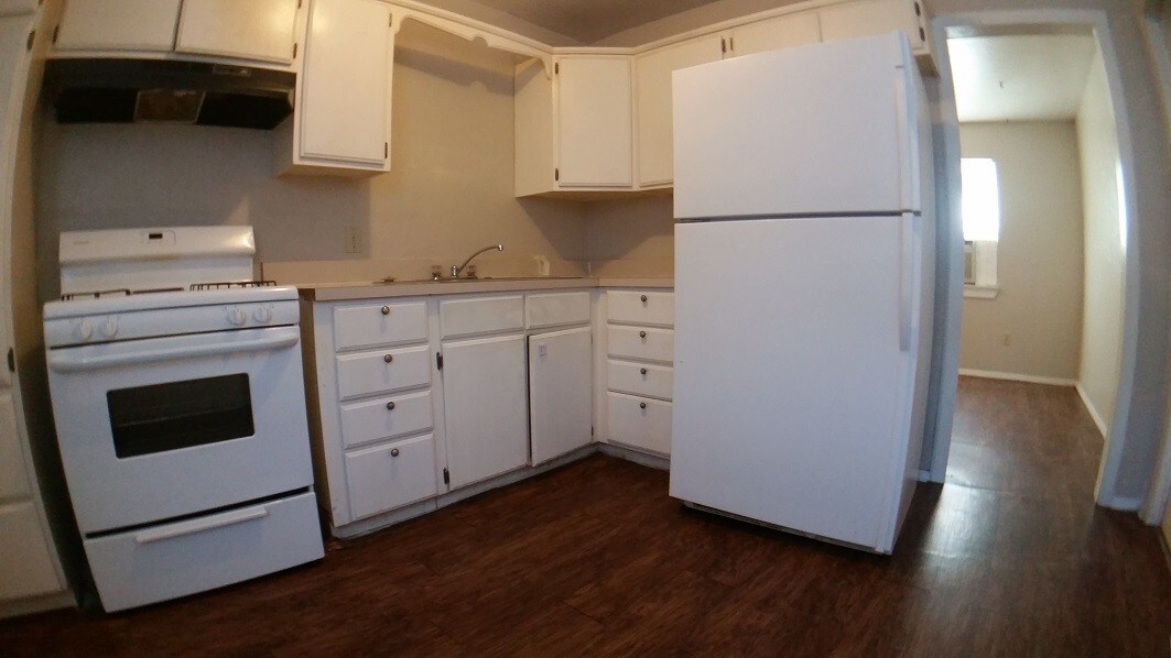 Primary Photo - 1513 Rancho Dr