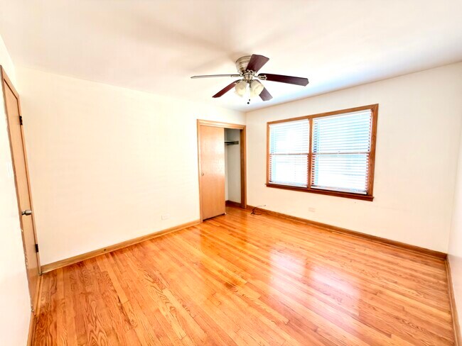 Foto del edificio - 7056 S Campbell Ave
