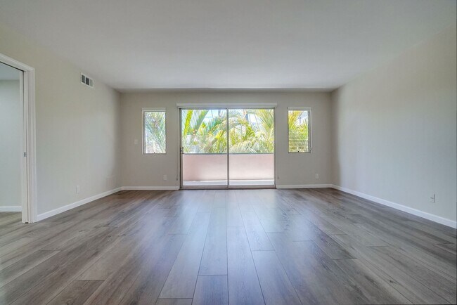 Foto del edificio - 1830 Taft Ave