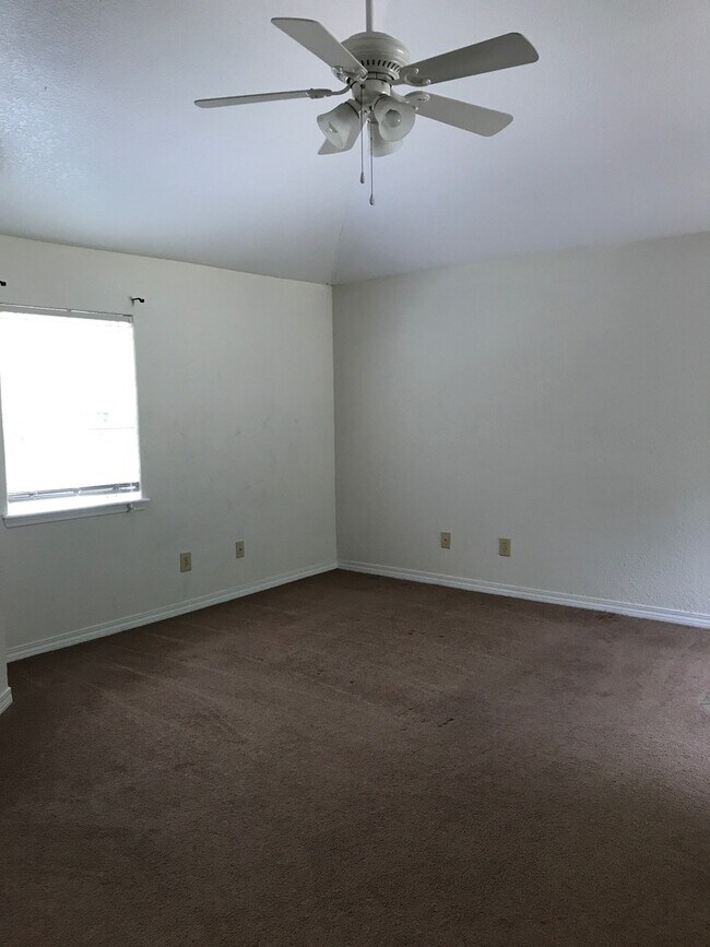 Foto del edificio - Cute 3-bedroom home in Ocean Beach Estate ...