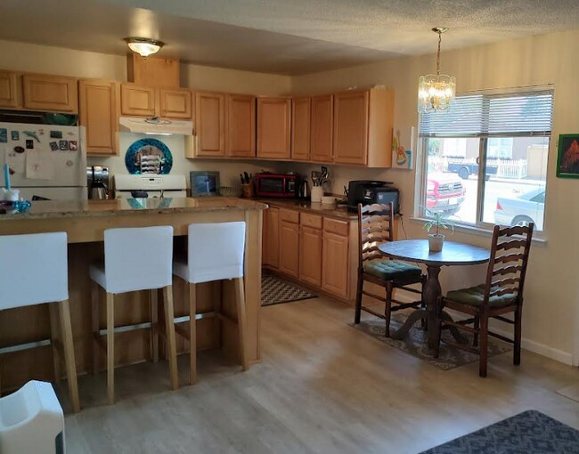 1455 45th Ave Unit 1, Capitola, CA 95010 Condo for Rent in Capitola