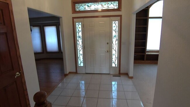 Foto del edificio - 3724 Stratford Ct