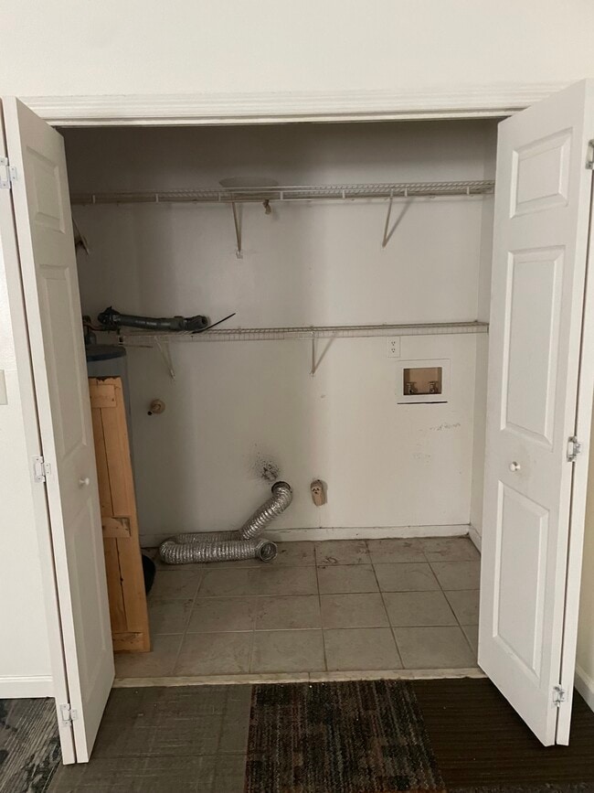 Laundry - 106 Henry St