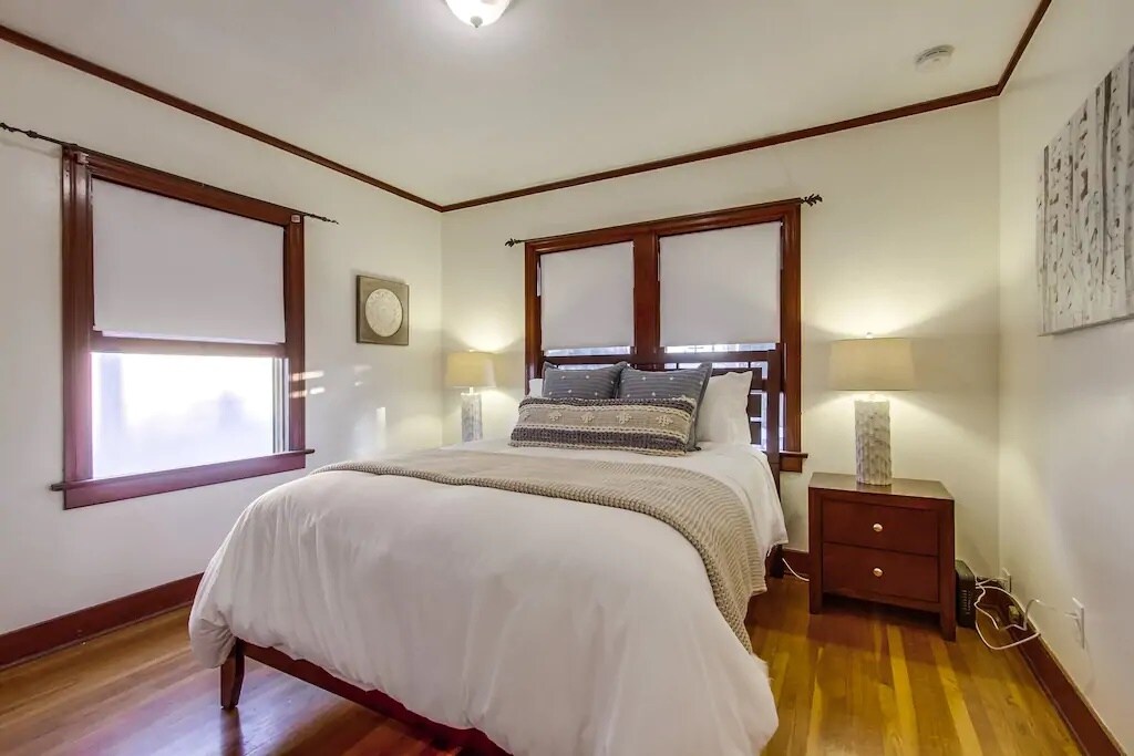 Foto del edificio - 2742 C St