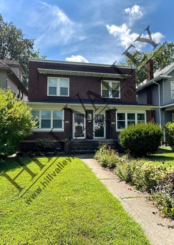 Primary Photo - 427 Washington Ave