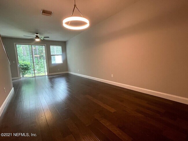 Building Photo - 5924 Bartram Village Dr