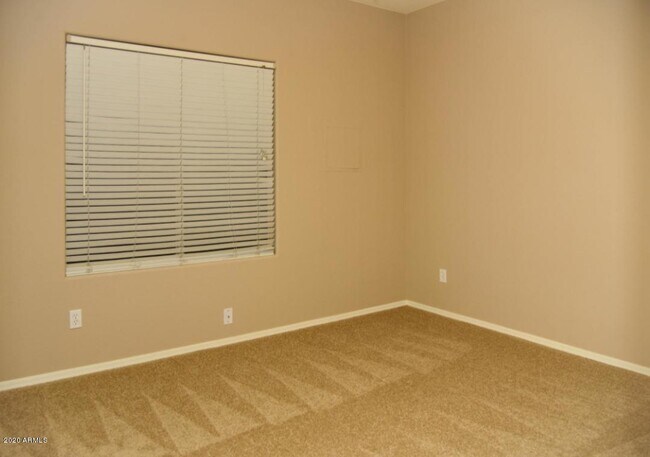 Foto del edificio - 1428 E Hopkins Rd