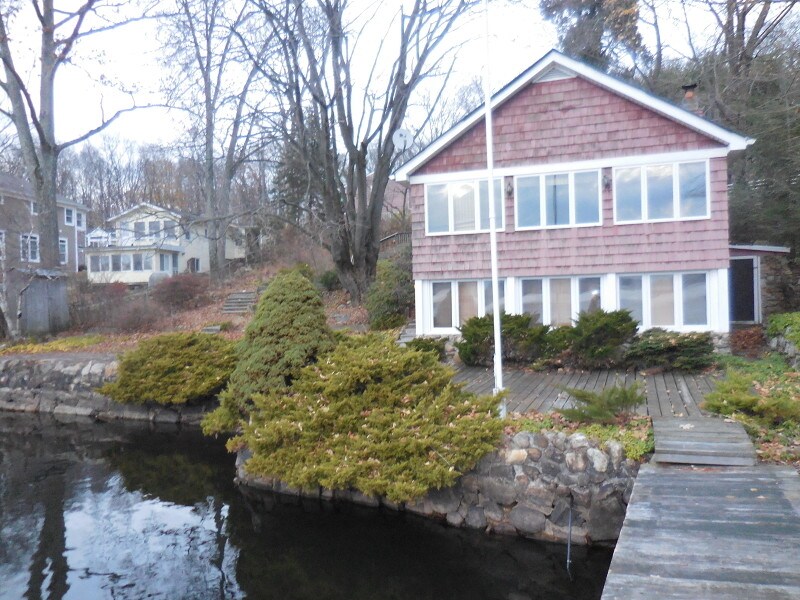 Primary Photo - 35 McGregor Ave