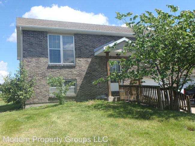 Building Photo - 4345 Santa Anna Dr