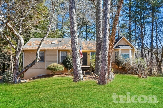 Building Photo - 303 Lowe Ct NW