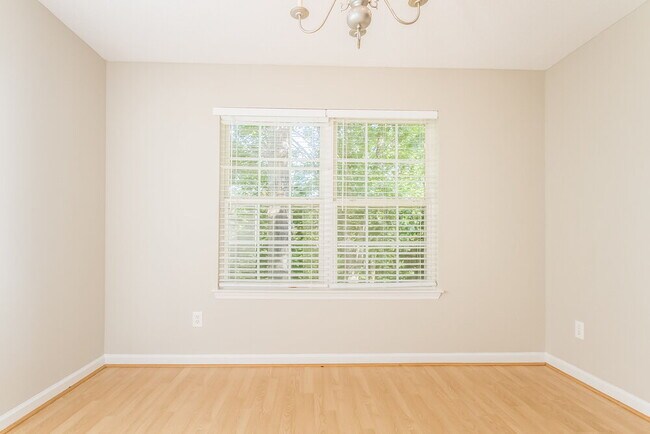 Building Photo - 1052 Blue Mountain Ln