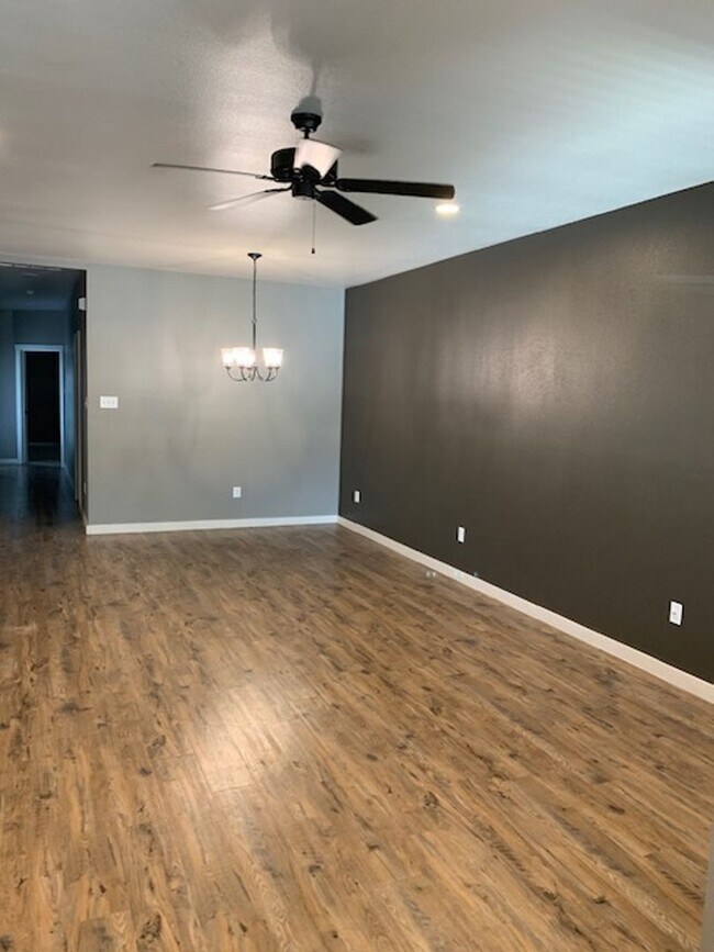 Building Photo - 2550 138th Street