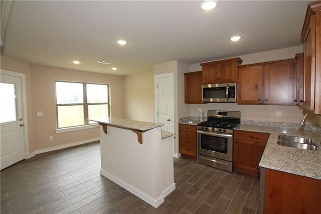 Building Photo - 1511 Purple Finch St