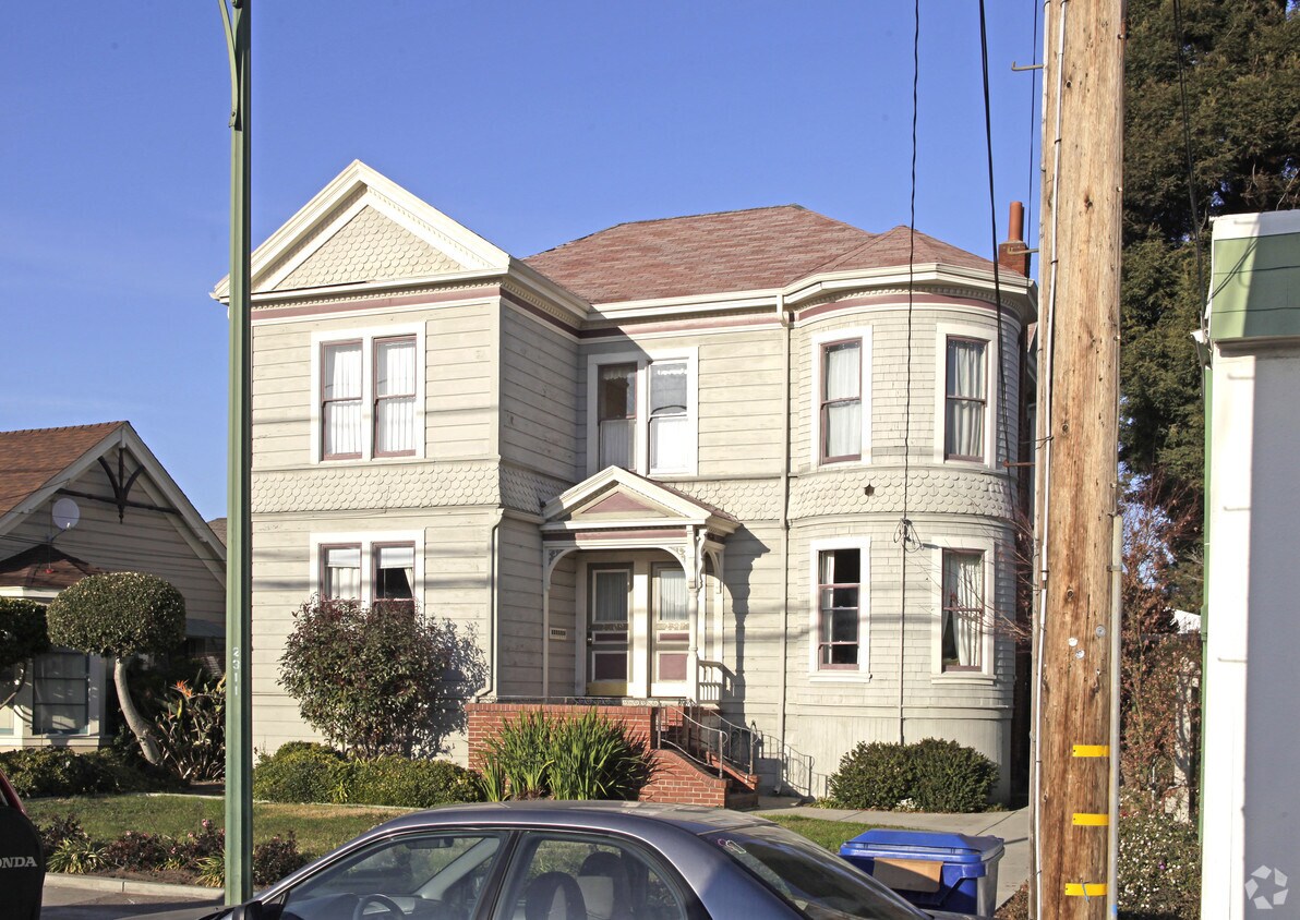 Foto del edificio - 2309 San Jose Ave