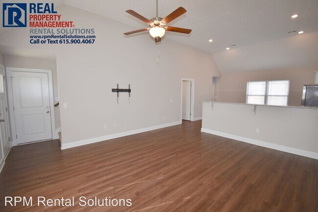 Building Photo - 4 br, 2.5 bath House - 2857 Valley Farm Dr.