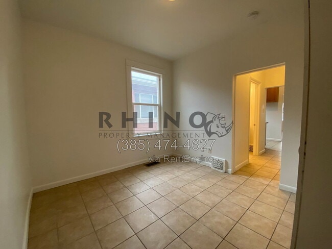 Building Photo - 926 Binford St