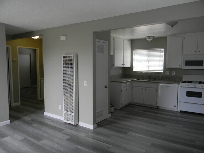 Foto del edificio - 5044 Avenue L10 Ave