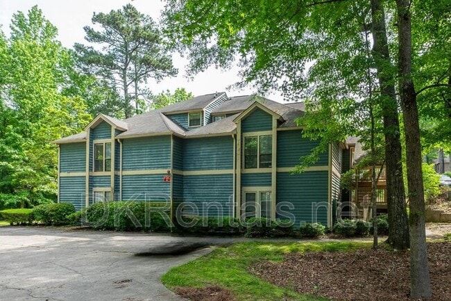 Building Photo - 3067 Steeplechase Dr