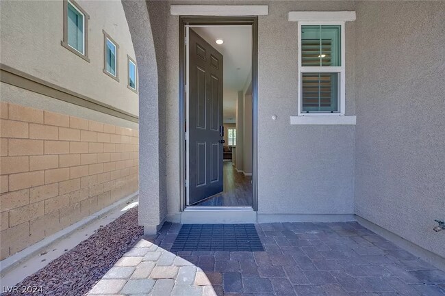 Foto del edificio - 5357 Lazy Breeze Ave