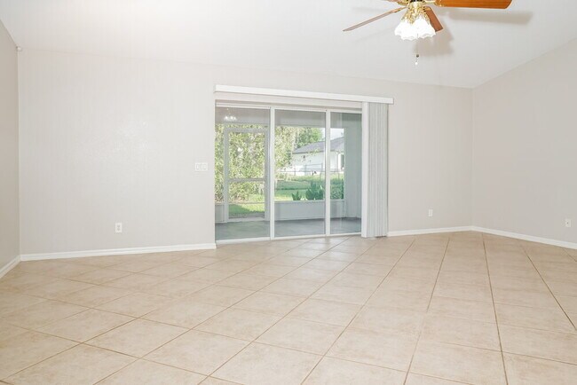 Foto del edificio - 3781 Beeber St