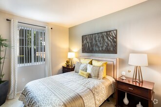 Provence at Valencia photo'