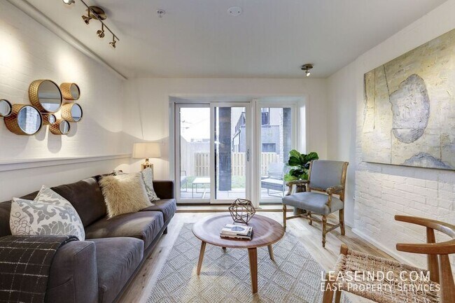 Foto del edificio - 1474 Belmont St NW
