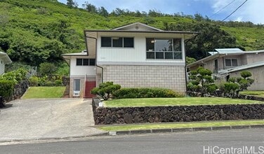 Building Photo - 1660 Onipaa St