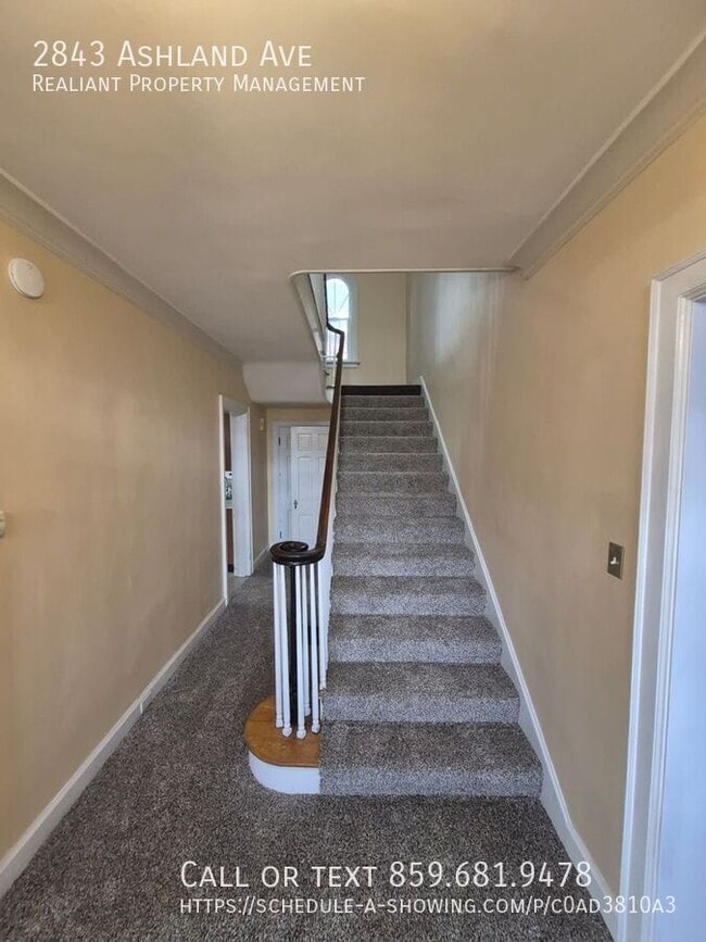 Photo - 2843 Ashland Ave House