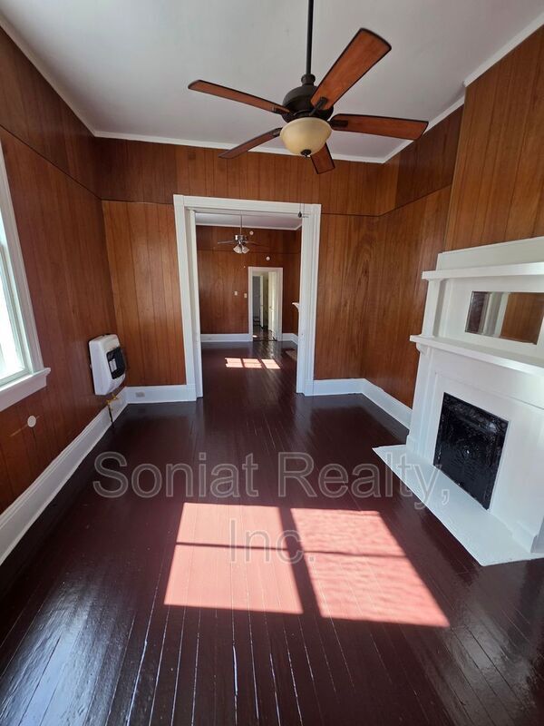 Foto del edificio - 311 S Scott St