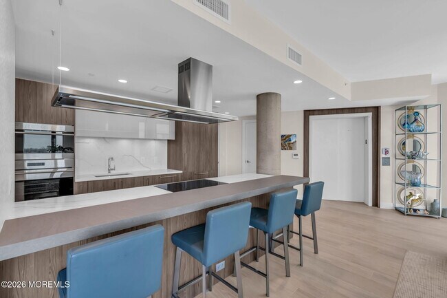 Foto del edificio - 350 Ocean Ave N