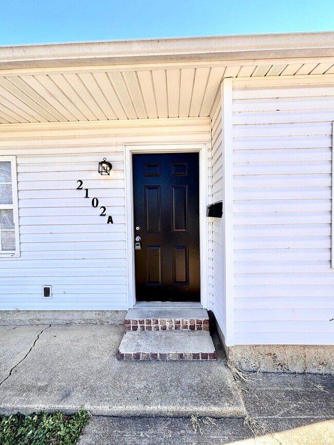 Foto del edificio - 2102 Clark St