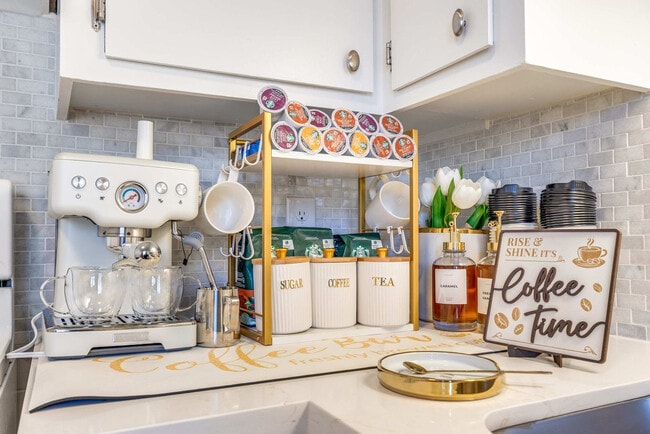 Foto del edificio - 216 Mitchell St