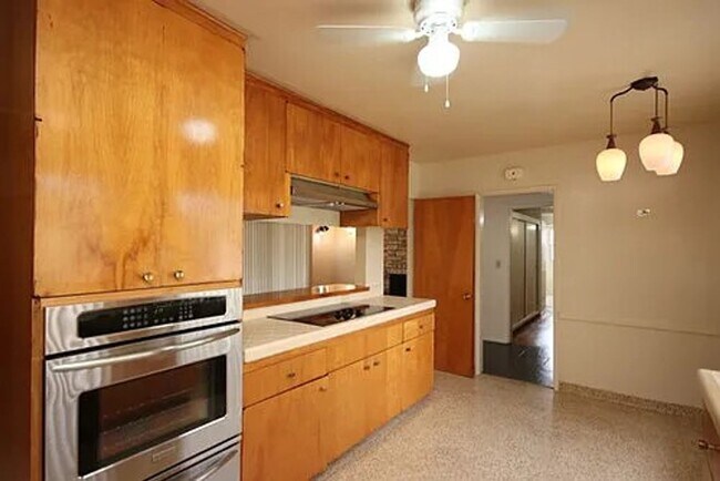 Foto del edificio - Beautiful 3 bed In Los Angeles