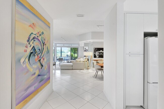 Foto del edificio - 5801 NW 24th Ave