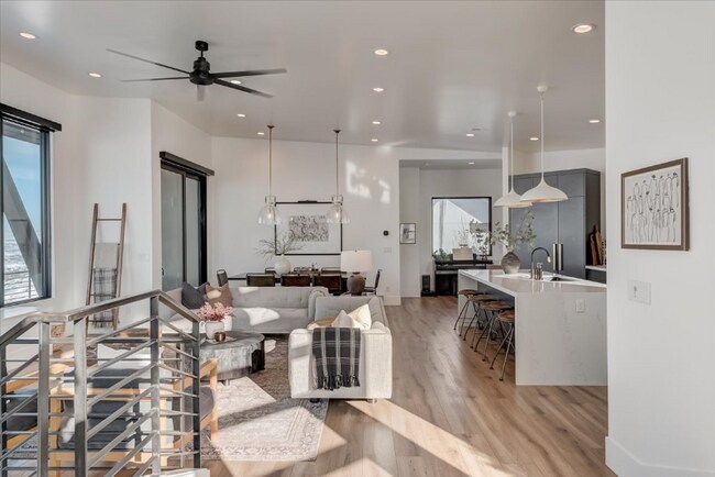 Foto del edificio - 11503 White Tail Ct
