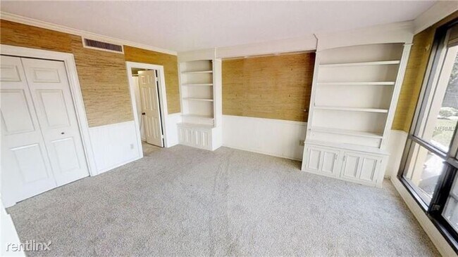 Foto del edificio - 5020 Bayshore Blvd