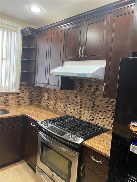 Foto del edificio - 2350 63rd St