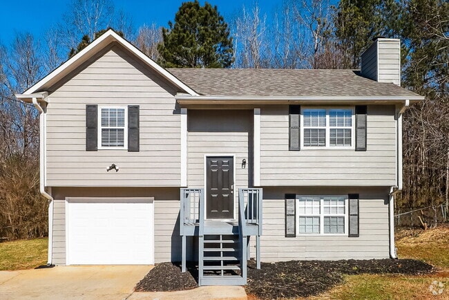 Building Photo - 240 Rosewood Dr