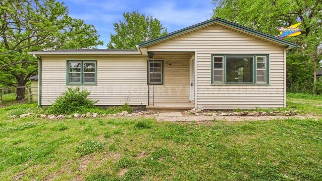 Foto del edificio - 4704 SW 101st Terrace