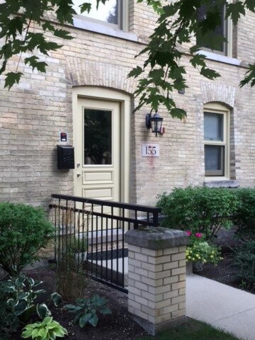 Primary Photo - 155 Whistler Rd