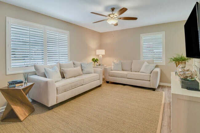 Foto del edificio - Fully Furnished Mid or Long Term Home on Whitemarsh Island!