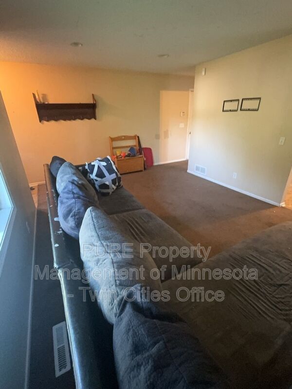 Foto del edificio - 11239 Wren St NW