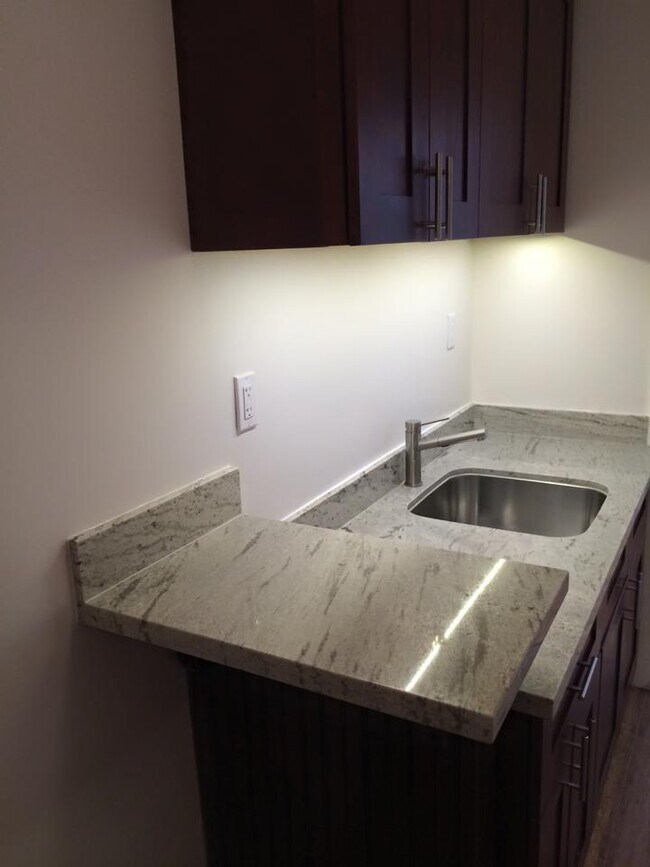 Building Photo - 1 bedroom in SAN FRANCISCO CA 94110